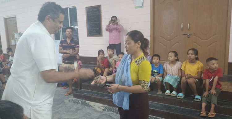 RSS Sah Sarkaryavah Mukund CR Ji visited Lithanpokpi and Dolaithabi villages in Imphal East district